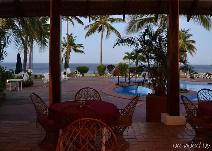 Iguanazul Hotel 3*