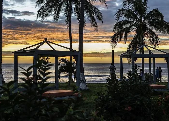 Iguanazul Hotel 3*